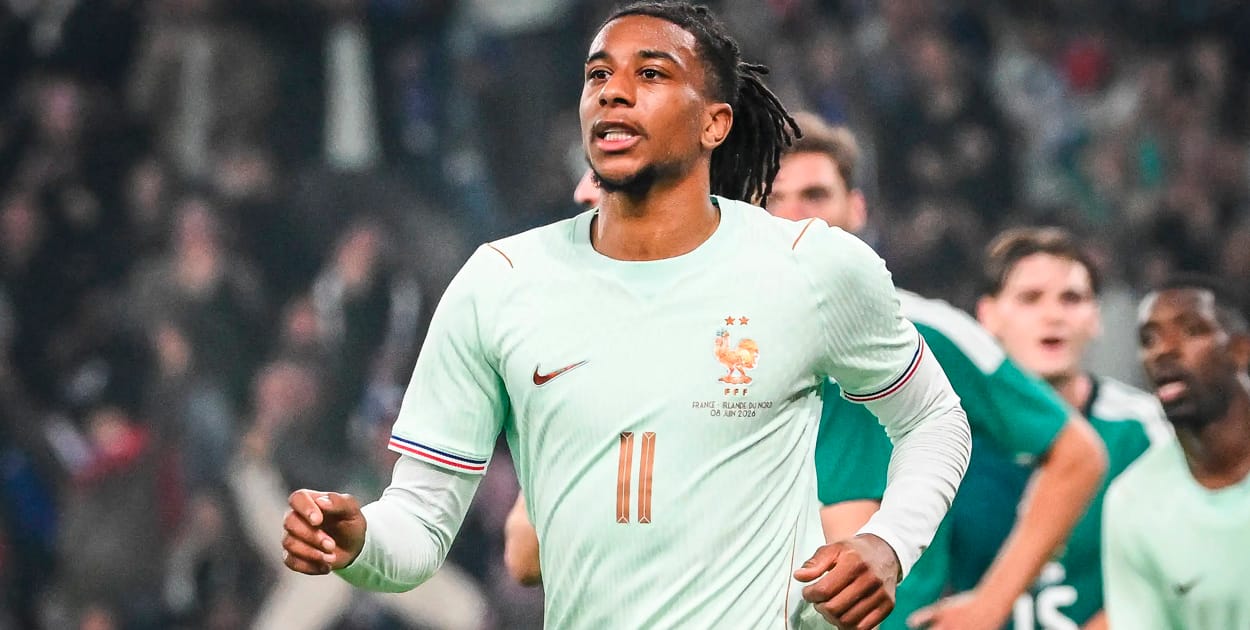 Francia se levanta: Olise hace hat-trick