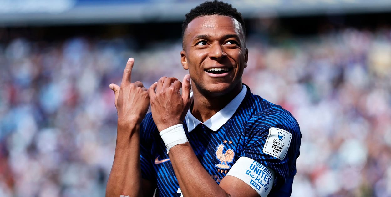 Doblete de Mbappé: 14 goles mundiales y ya está a dos de Klose