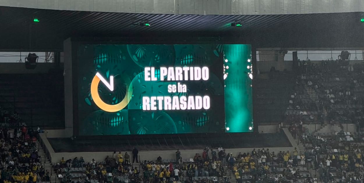 México vs Ecuador se retrasa por tormenta eléctrica