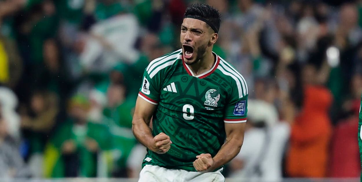 México domina y vence a Ecuador