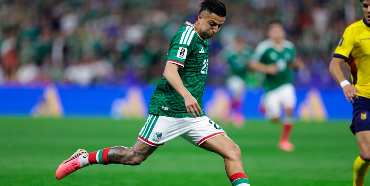 Don Roberto "El Piojo" Alvarado.