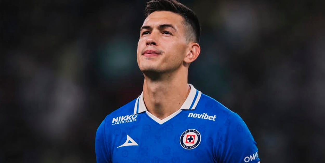César Montes a detalles de volver a México con Cruz Azul