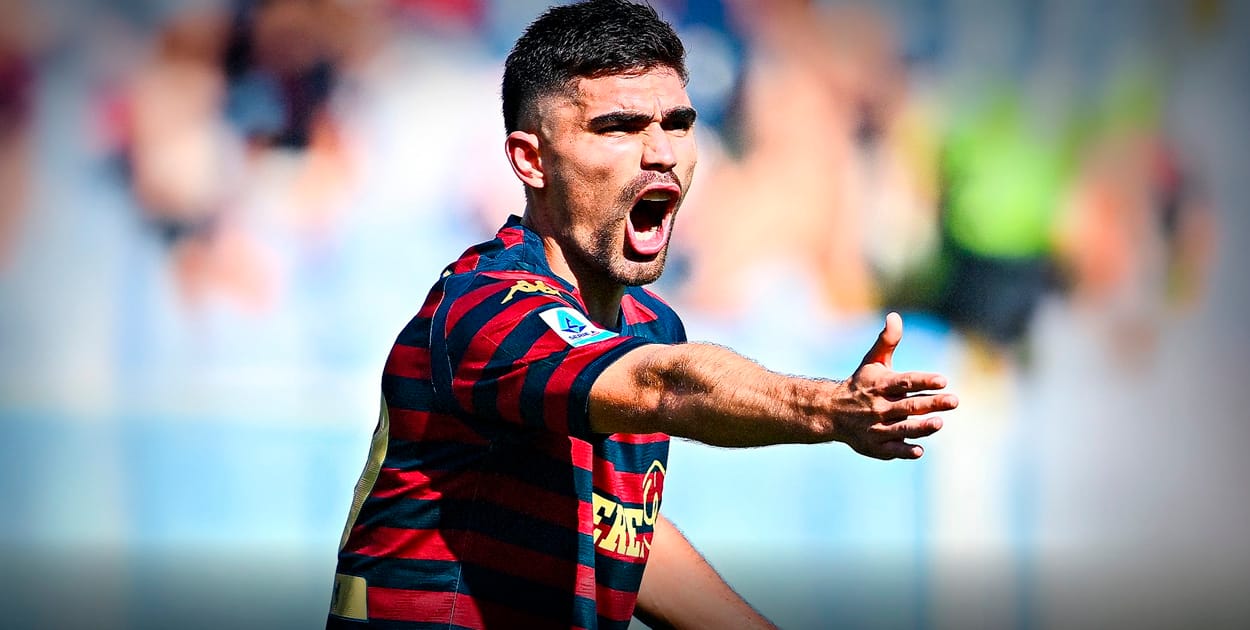 Johan Vázquez anota y se va expulsado con el Genoa