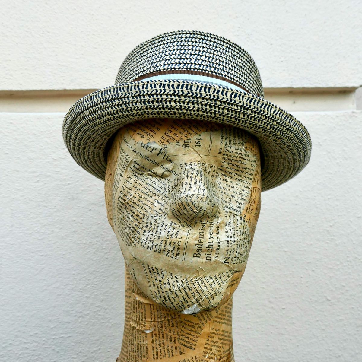 Parti Değiştirme İkilemi: Seçilmişin Özgürlüğü mü, Seçmen İradesine İhanet mi?