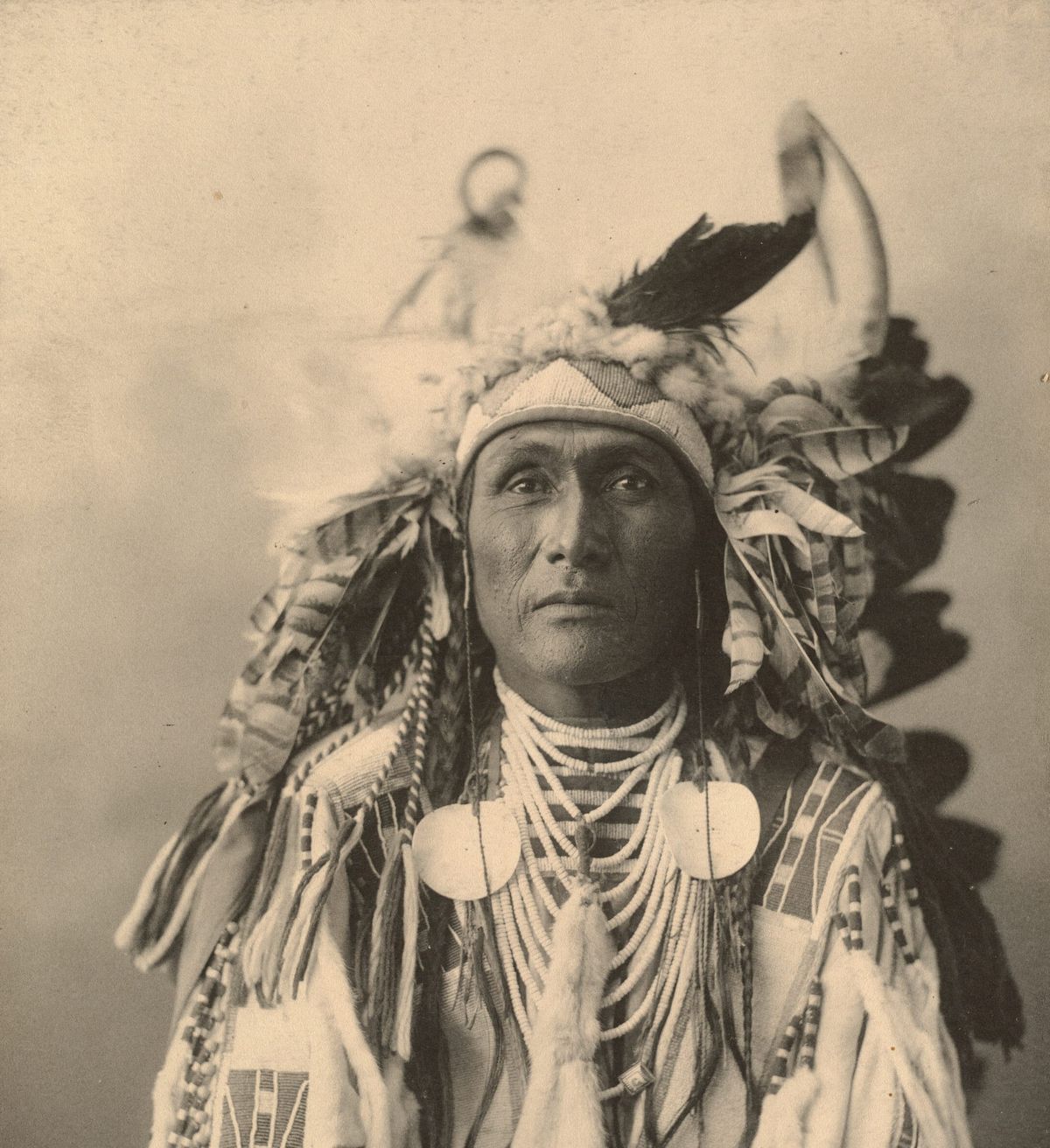 Tanrı Tarihi #31 - Dinin Çelişkili Yüzü