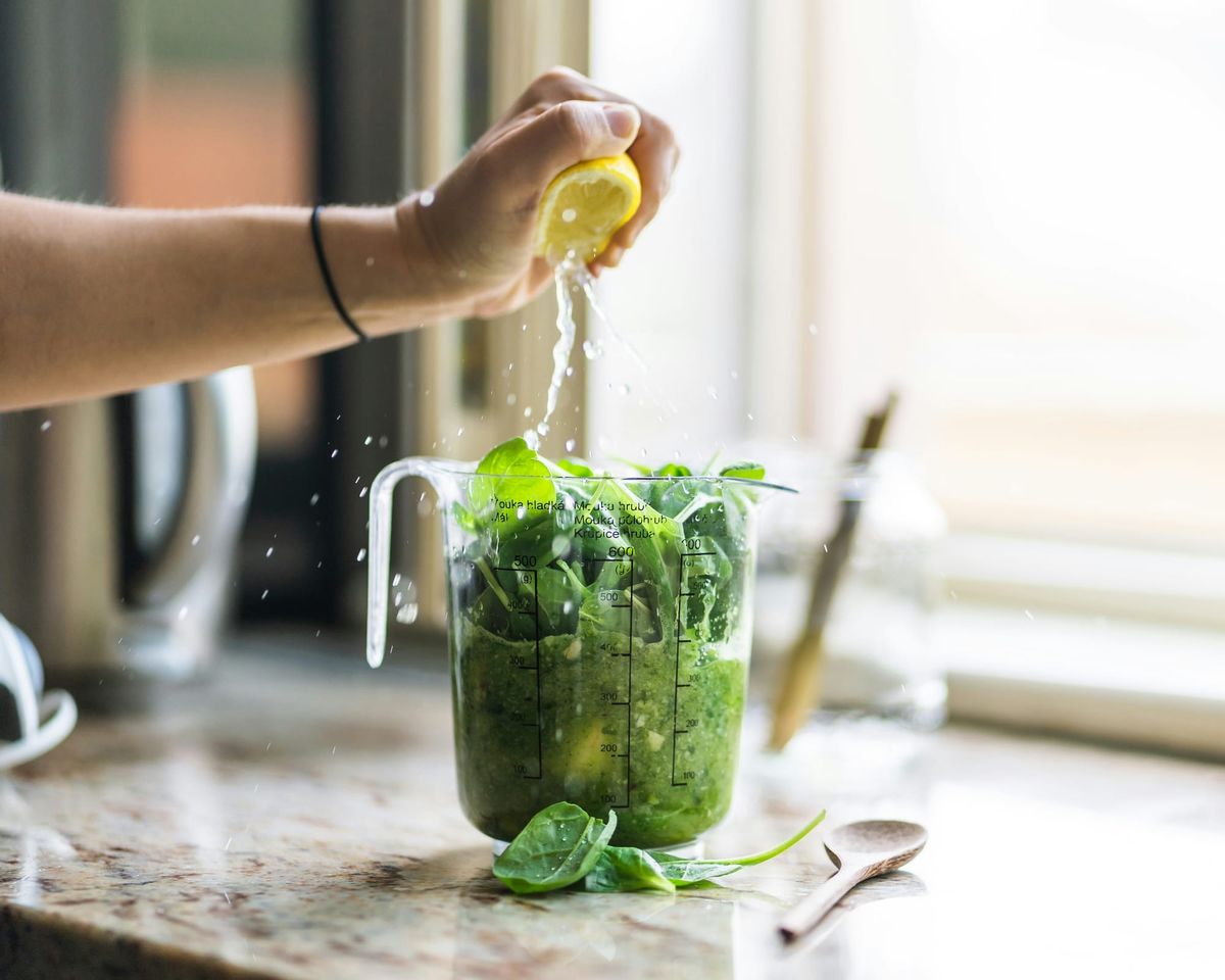 Meşru bir smoothie hazırladım, içer misiniz?