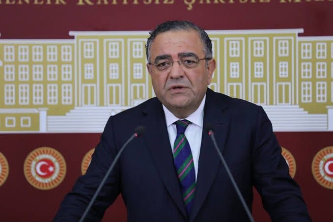 BARIŞI İSTEMEK BAŞKA, BU YASAYA “EVET” DEMEK BAŞKA