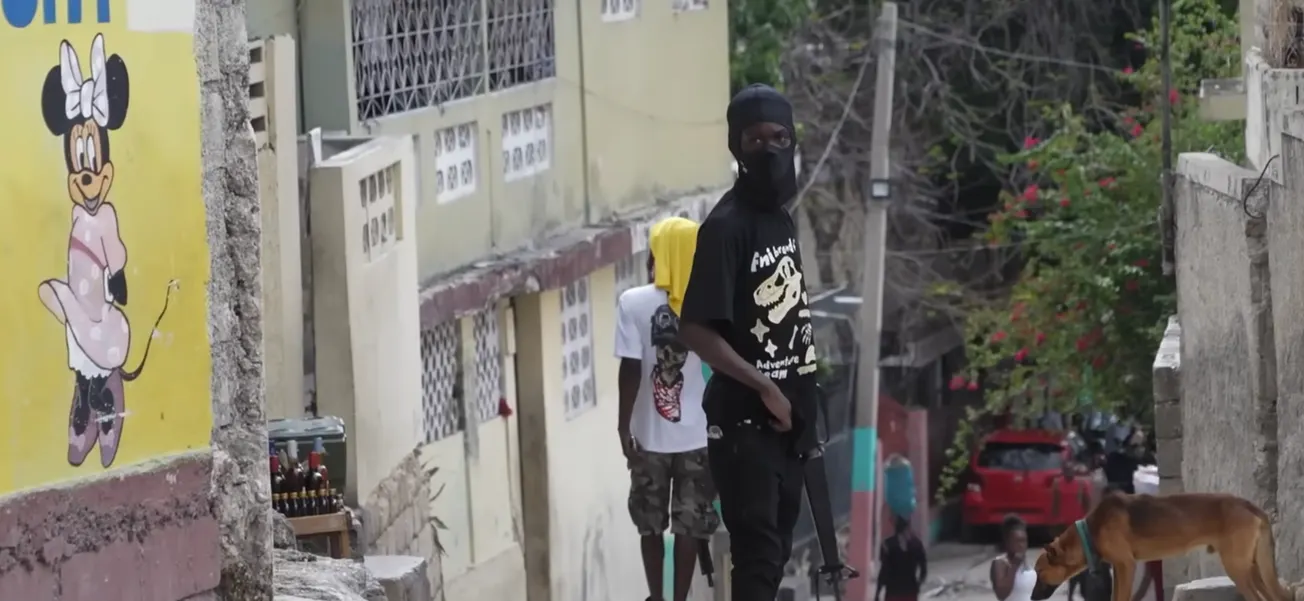 Vivre à l'heure des gangs : note sur une enquête dirigée par le Dr Ilionor Louis