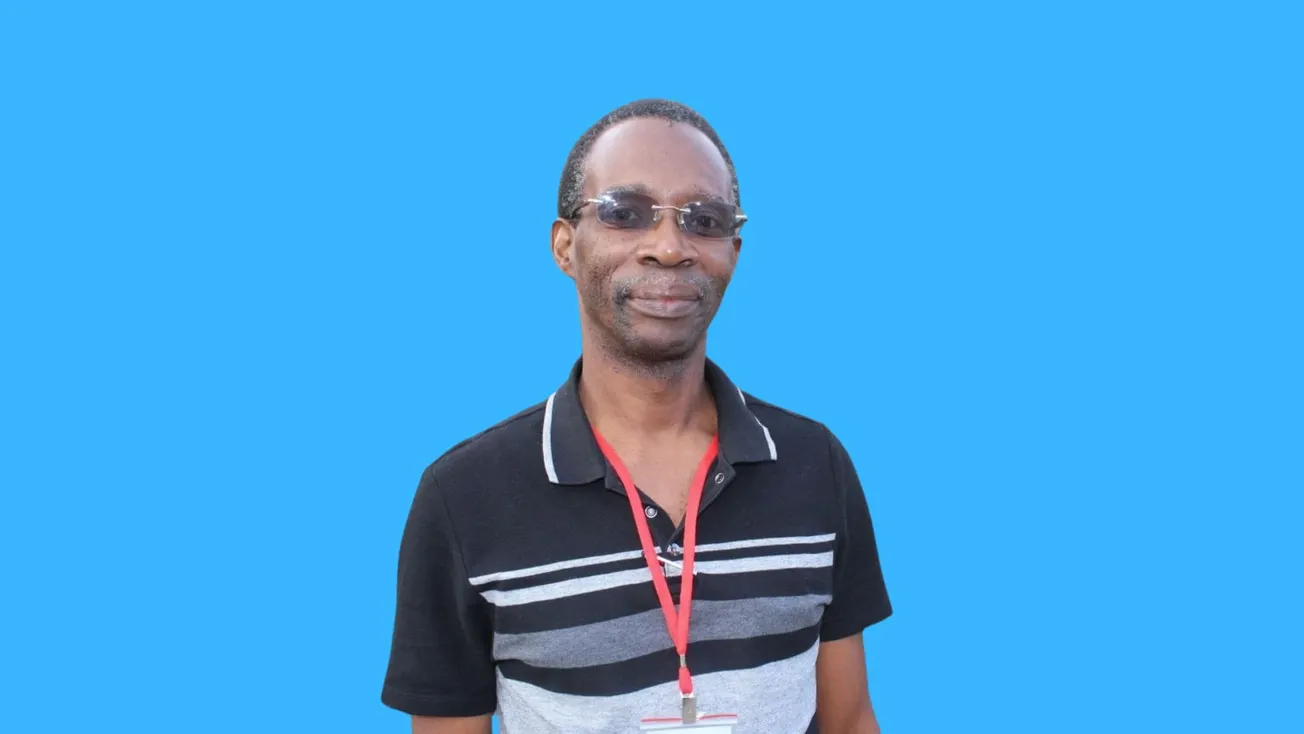 Ary RÉGIS : un nouveau docteur pour penser l’école haïtienne à l’ère numérique