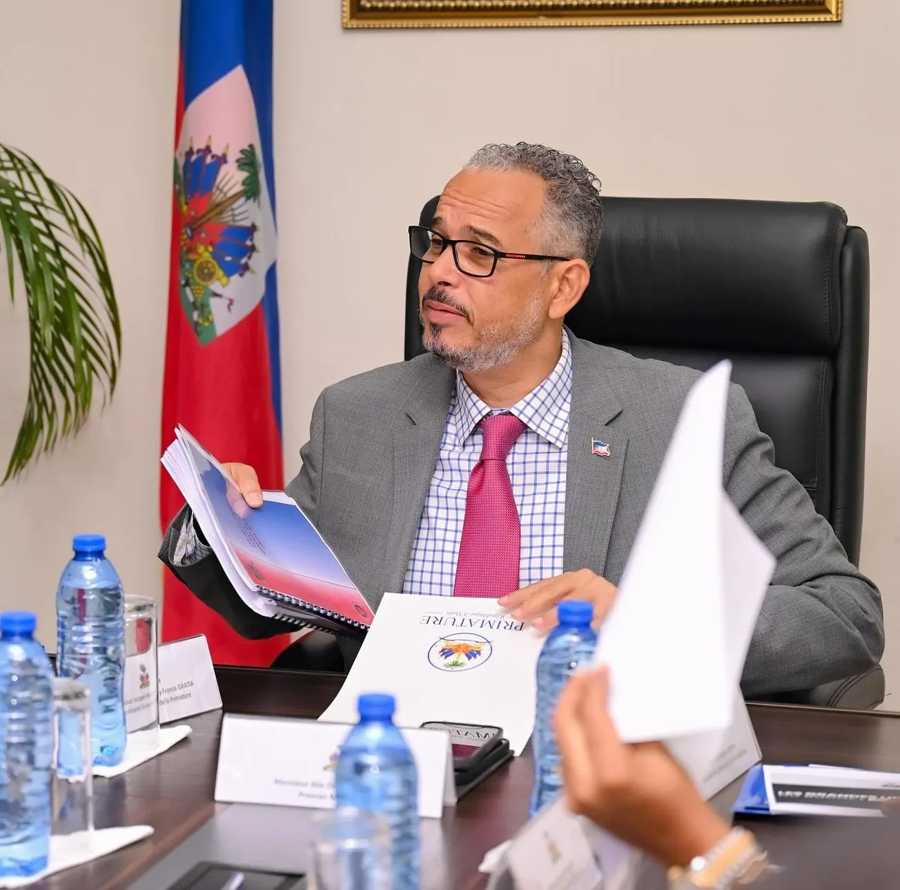 Fils-Aimé présente le projet de loi de finances 2025-2026 en Conseil de gouvernement