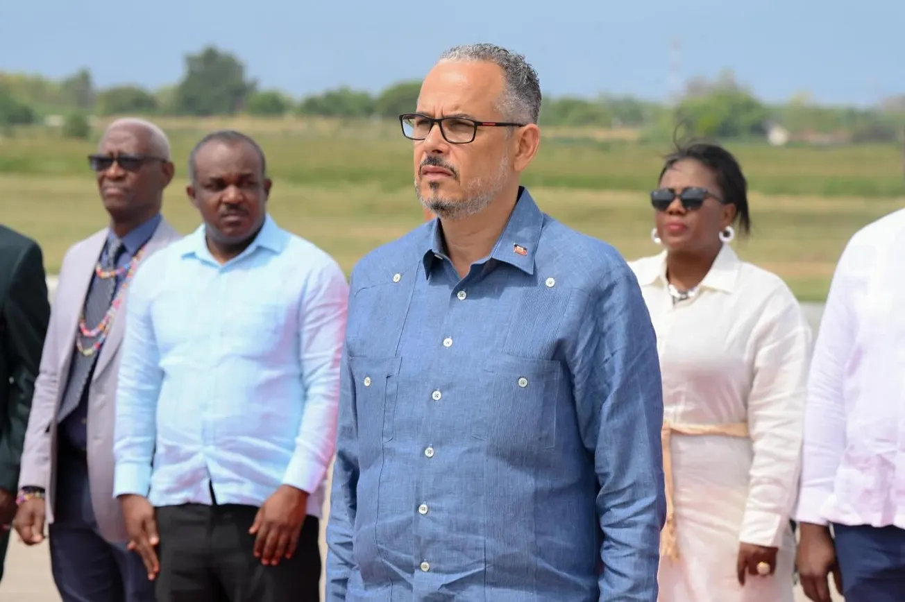 Le Premier ministre Fils-Aimé effectue une visite officielle à Saint-Kitts-et-Nevis pour la 50e Conférence des Chefs de gouvernement de la CARICOM
