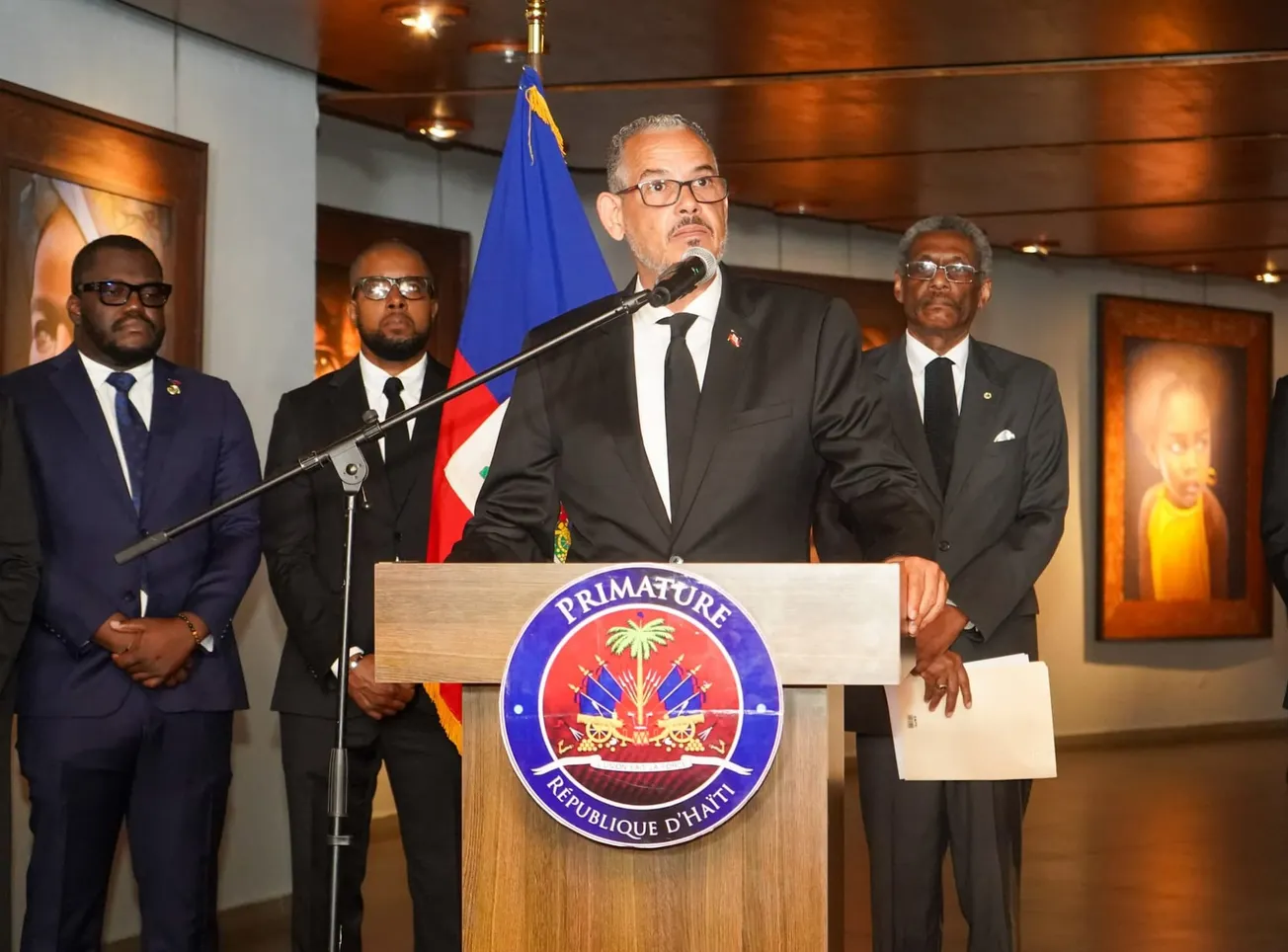Le Premier ministre Fils-Aimé rend hommage à Toussaint Louverture et réaffirme la volonté de restaurer l'autorité républicaine