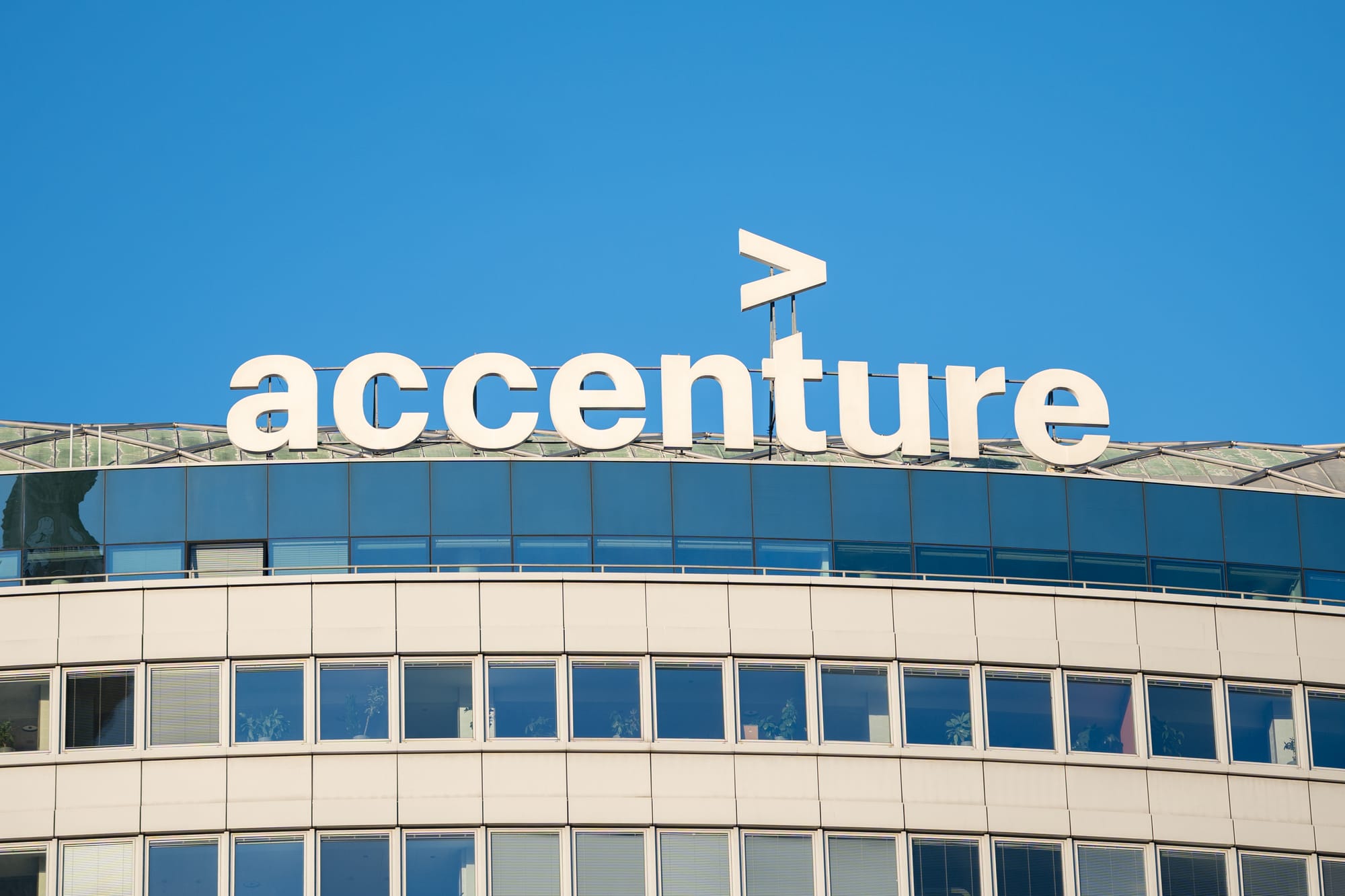 Accenture Tells Employees They Can Now Spend Only $29 on Claude Per Month