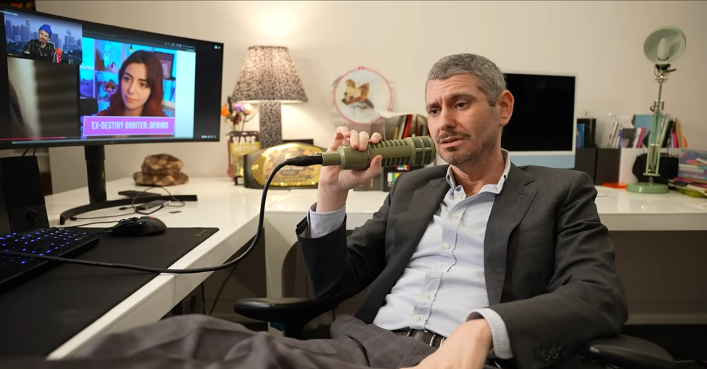 Reddit Mods Sued by YouTuber Ethan Klein Fight Efforts to Unmask Them