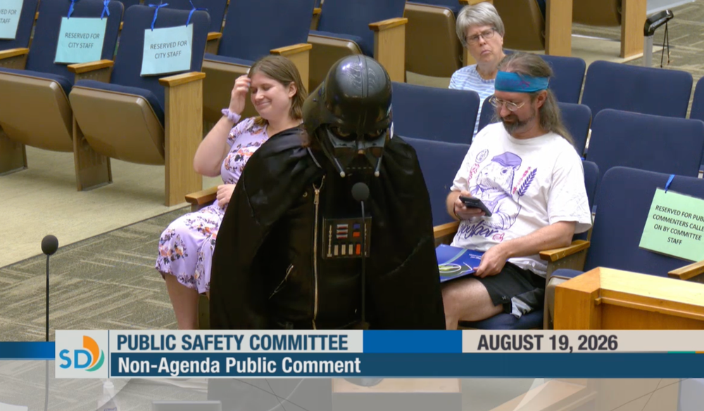 'Darth Vader' Wants Flock in San Diego