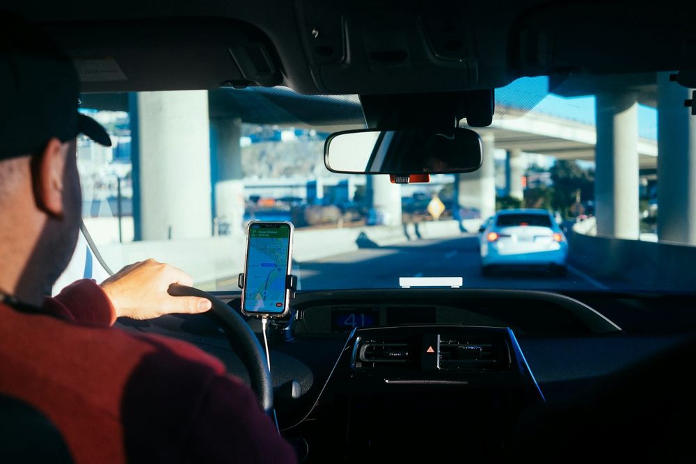 Flock Pitched a Plan To Turn Uber and Lyft Drivers Into Roaming Surveillance Vehicles