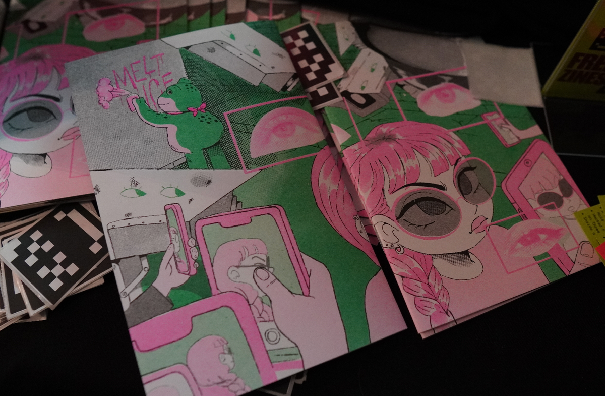 アート・デザイン・音楽 ICEBEAR Petite Meller zine Our Zine About ICE Surveillance Is Here