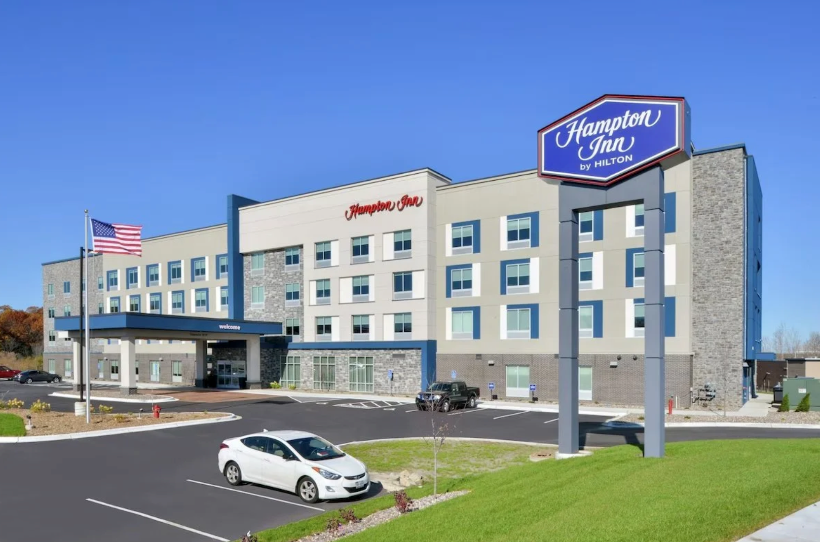 Hilton Hotel That Refused DHS Reservations Backpedals