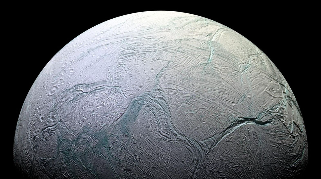 Alien Life Can Survive on This Tiny Moon—We Just Need to Go Find It