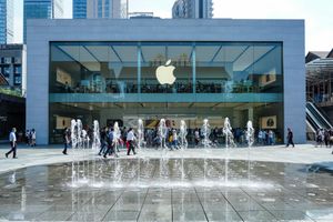 Security Researcher Allegedly Hacked Apple’s Backend, Scammed $2.5 Million