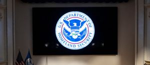 DHS Cracks Large-Scale Apple Counterfeiting ‘Refund Fraud’ Ring
