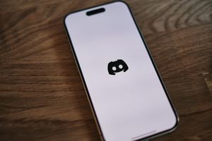 Anthropic Exec Forces AI Chatbot on Gay Discord Community, Members Flee