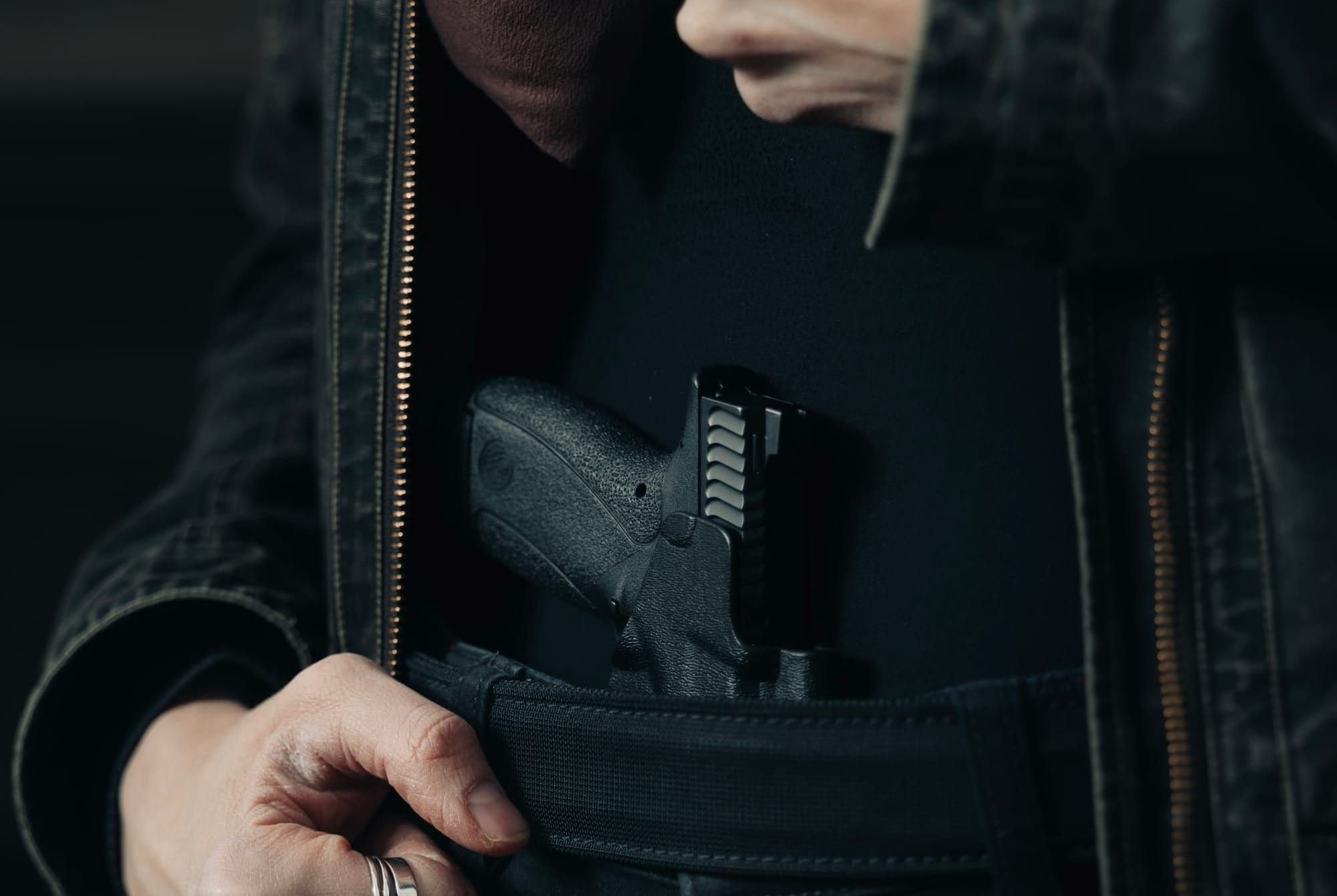 Training for the Way You Actually Conceal- Part II: Traditional Appendix Concealment for Women