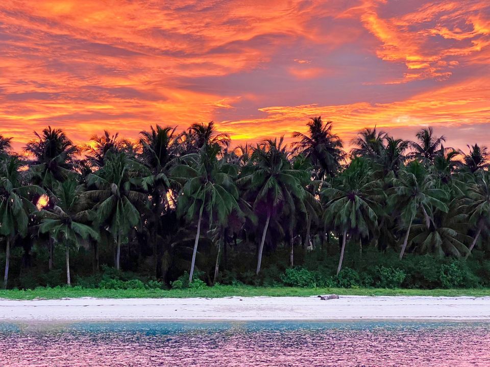 Smacking lips and throwing buckets