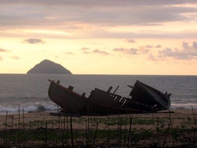 When They Jumped Overboard Into The Ocean, This Spirit Guide Helped Them