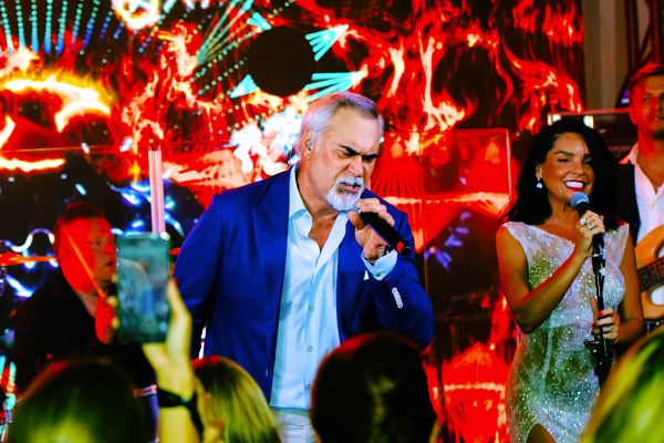 Spectacular show at the Yacht Club of Monaco by Berin Iglesias Art