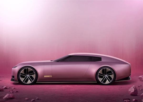 JAGUAR UNVEILS TYPE 00. UNMISTAKABLE. UNEXPECTED. DRAMATIC.