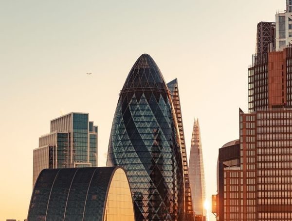 Luxury Real Estate Trends 2025: Where Global Wealth Is Moving