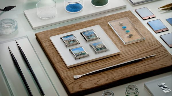 The Mood in Geneva: Thinner Cases, Smaller Diameters, Sharper Intent