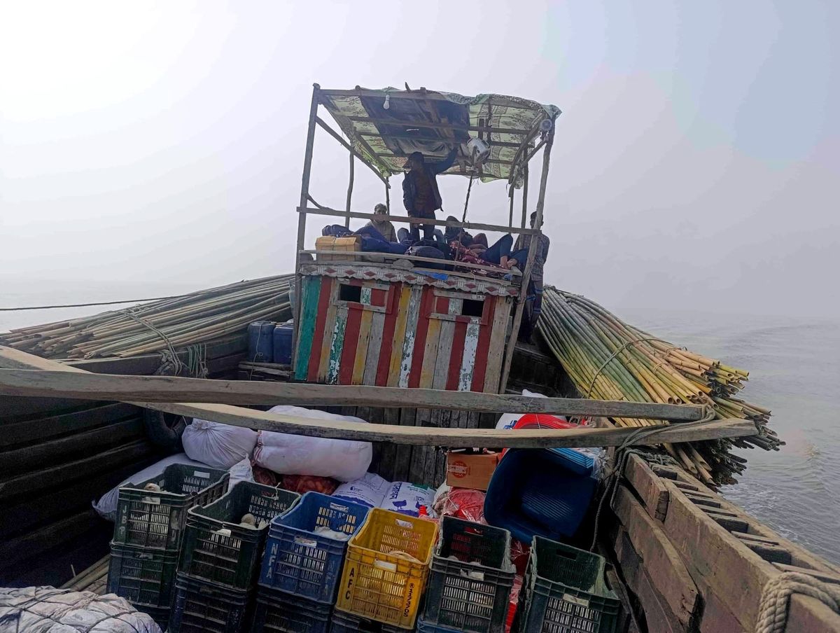Boat sinks en route from Bhasan Char to Noakhali