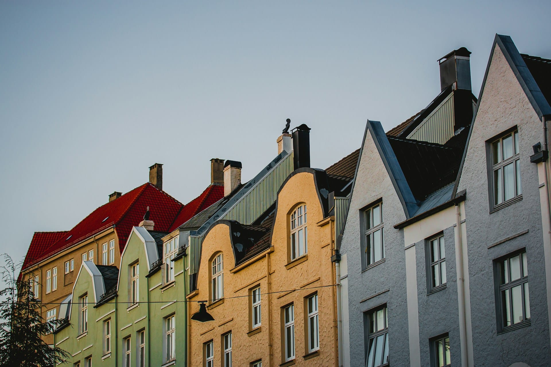Hvorfor har det blitt så dyrt å kjøpe sitt eget hjem?