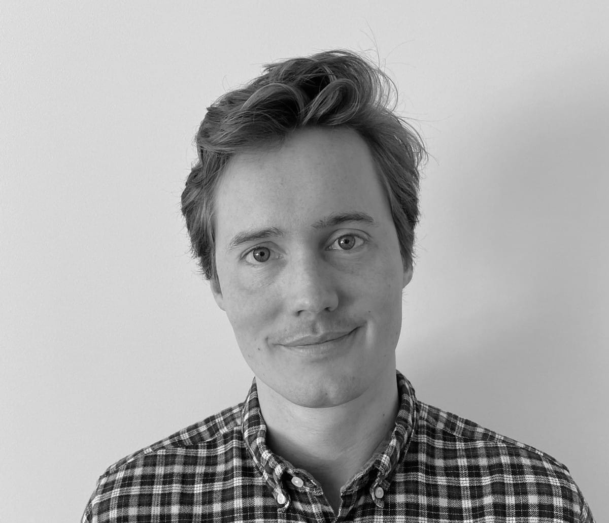 Olav Slettebø - Hvem styrer økonomien?