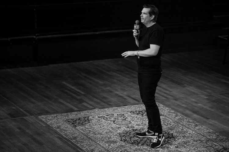 Why you should stop sharing the news