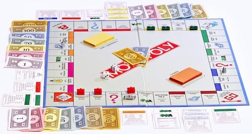 Monopoly board game - lots of metrics