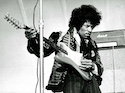Jimi_Hendrix_1967_feedback