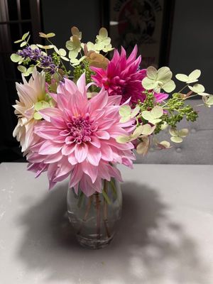 Laura's Dahlia and other yard waste arrangement