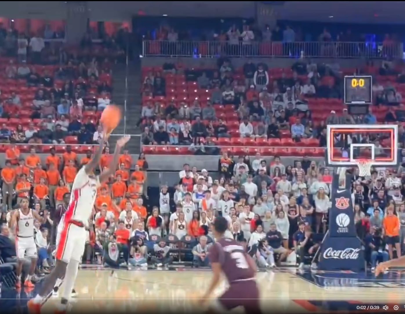 Photo of KeShawn Murphy's buzzer-beater attempt