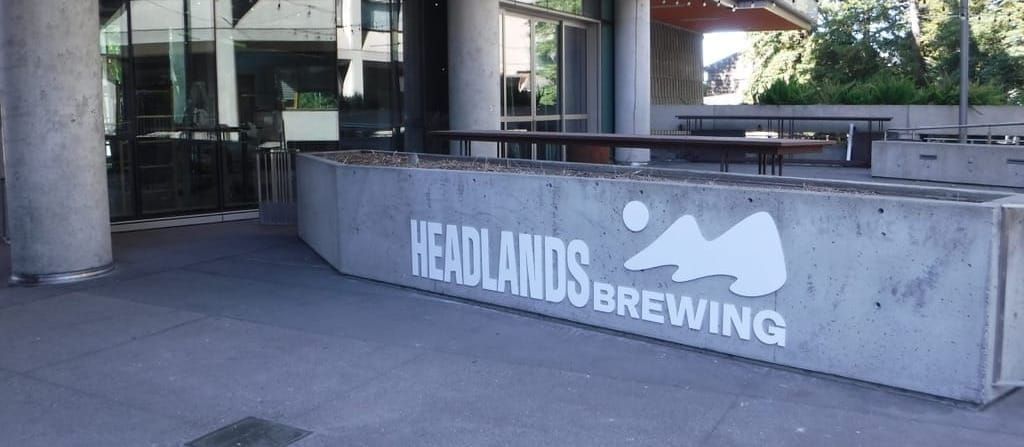 headlands on campus