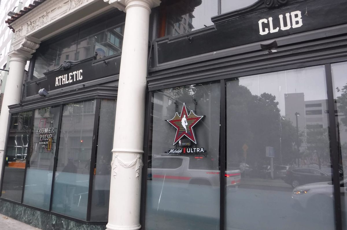 the athletic club oakland has closed