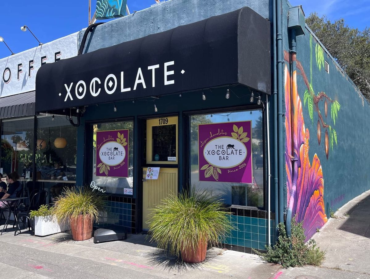 the xocolate bar to close