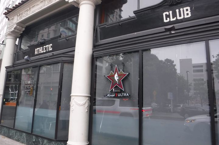 the athletic club oakland has closed