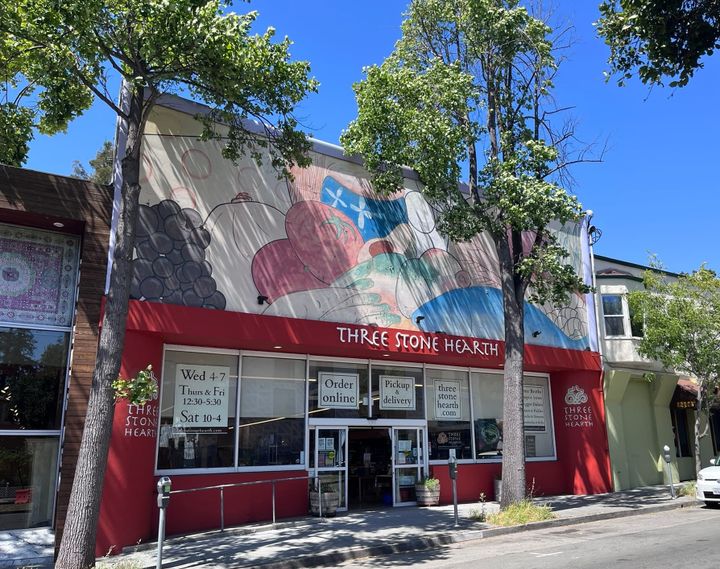 berkeley's three stone hearth turns 20, expands hours