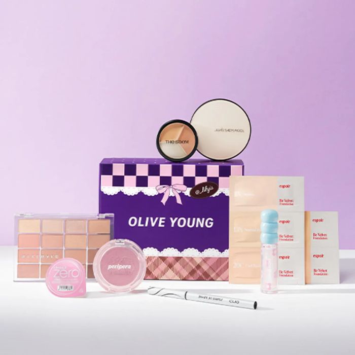 *New* Olive Young Color Me Beautiful Box by Lily