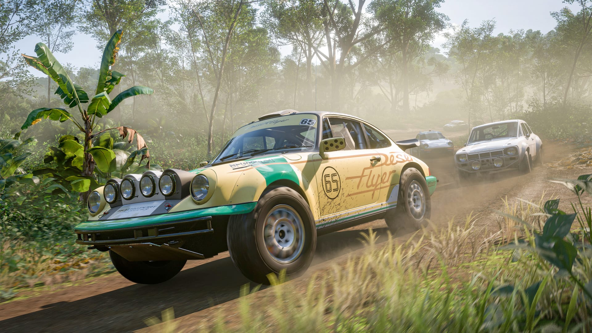 Forza Horizon 5 Screenshot, cars racing in jungle-like area