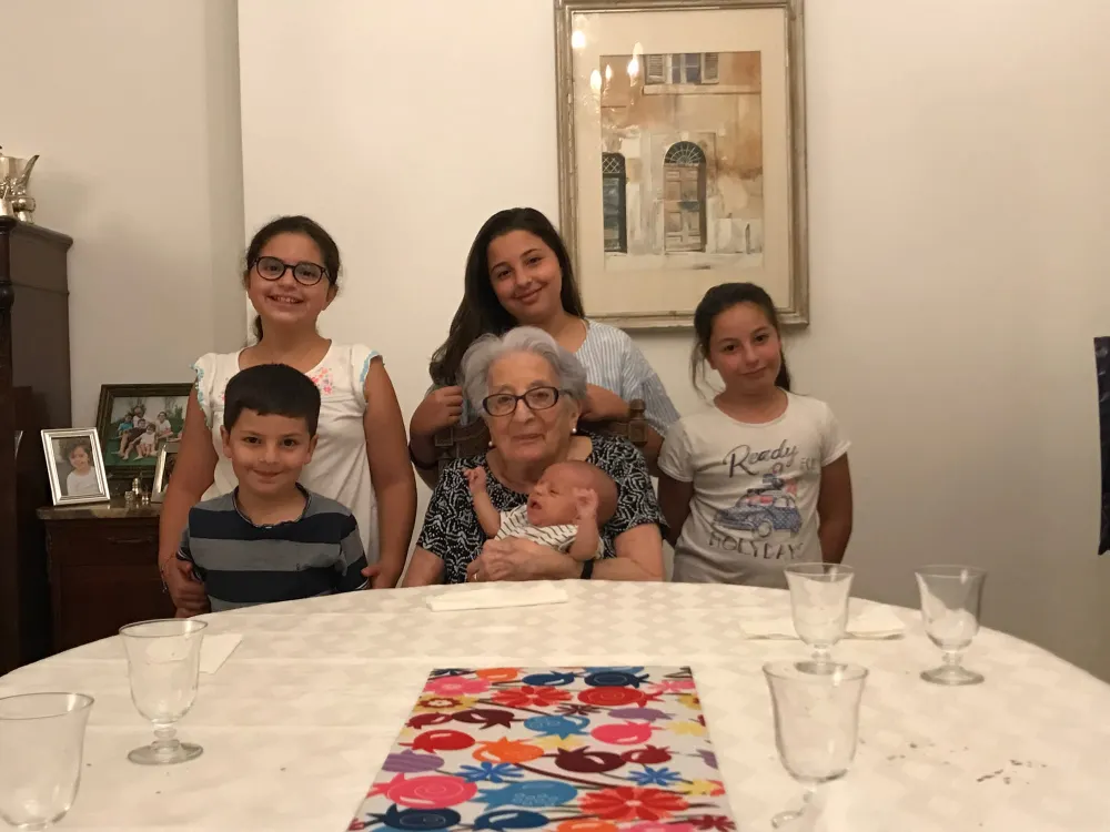 Esped per Nonna Gemma: «Ciò che è mio e ciò che è vostro è suo»