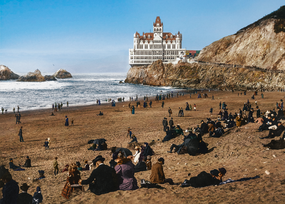 On Ocean Beach Beside the Cliff House Hotel in San Francisco (1902) post image
